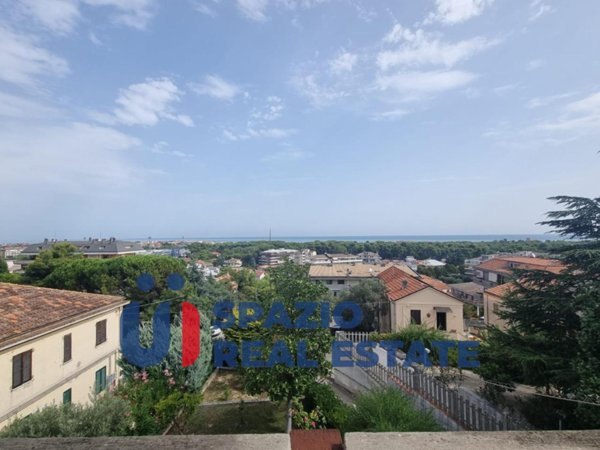 casa indipendente in vendita a Pescara in zona Pineta