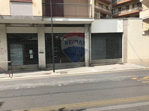 locale di sgombero in vendita a Pescara in zona Centro Città
