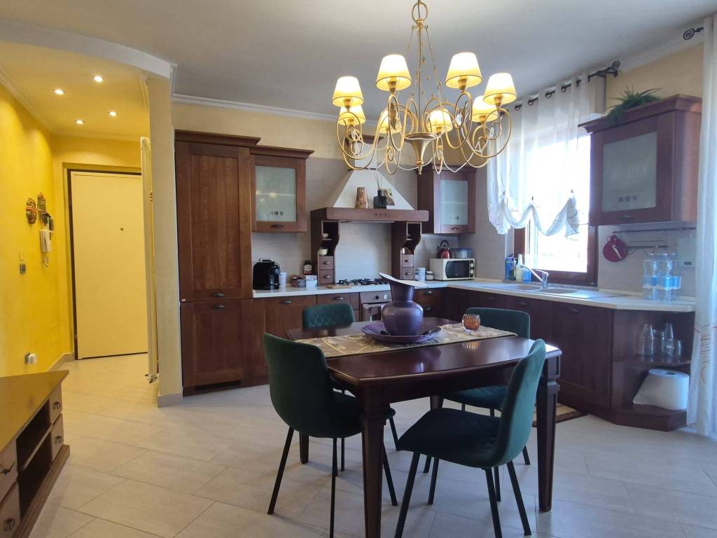 appartamento in vendita a Pescara in zona Fontanelle