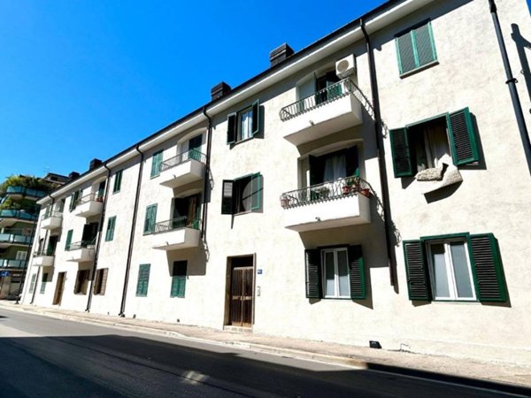 appartamento in vendita a Pescara in zona Porta Nuova