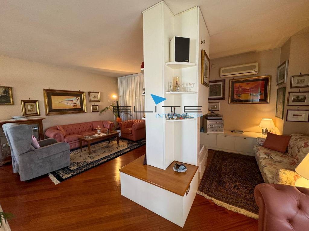 appartamento in vendita a Pescara in zona Porta Nuova