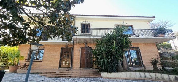 casa indipendente in vendita a Pescara in zona Pineta