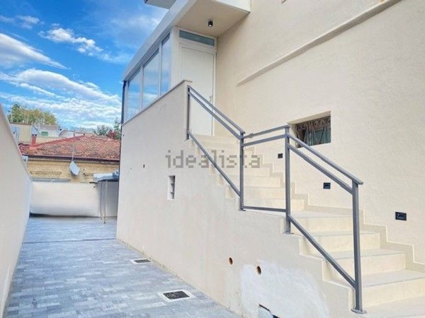 casa indipendente in vendita a Pescara in zona Porta Nuova