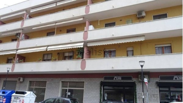 negozio in vendita a Pescara in zona Stadio
