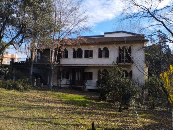 casa indipendente in vendita a Pescara in zona Pineta