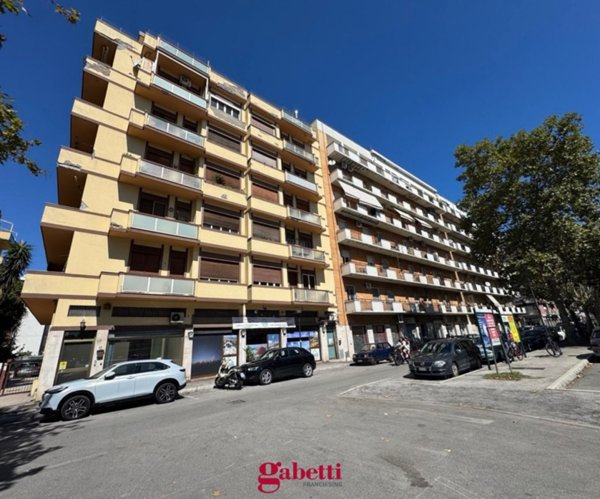 appartamento in vendita a Pescara in zona Porta Nuova