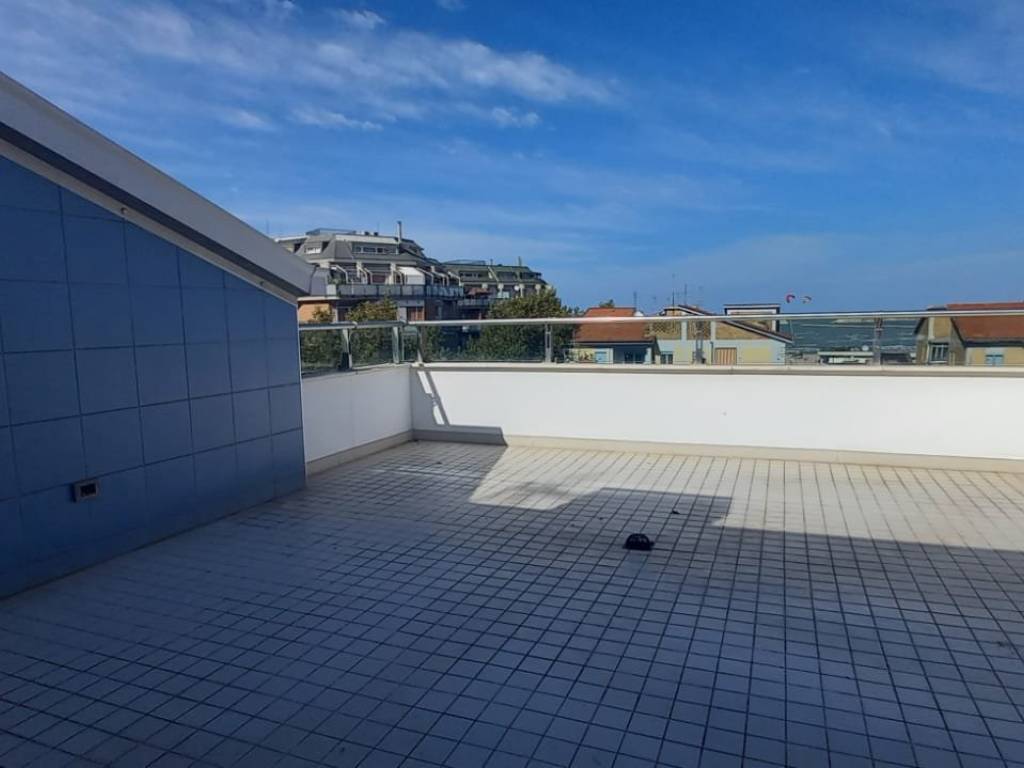 appartamento in vendita a Pescara in zona Centro Città