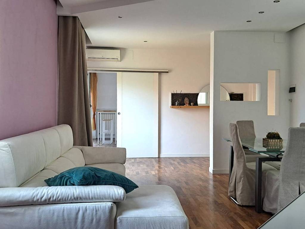 appartamento in vendita a Pescara in zona Porta Nuova