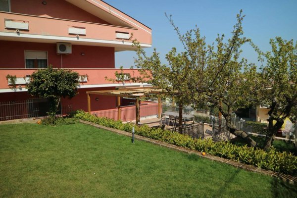 casa indipendente in vendita a Pescara