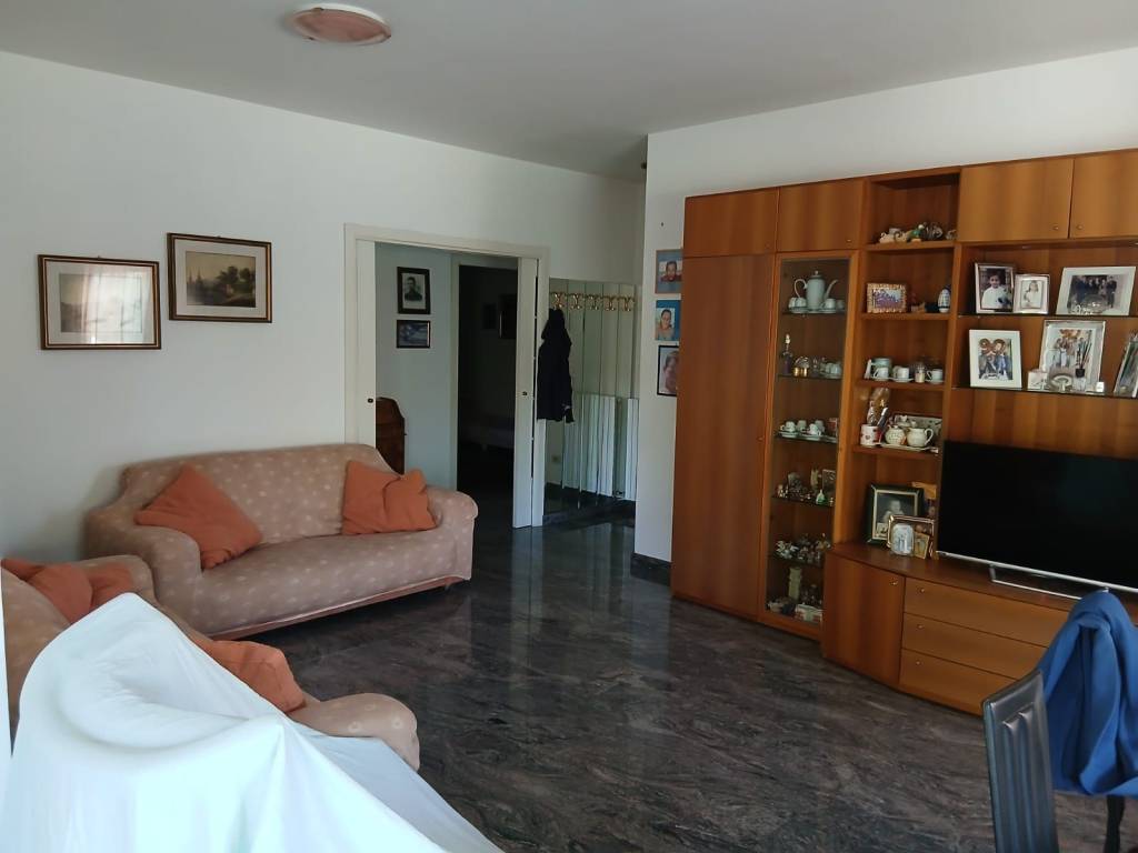 casa indipendente in vendita a Pescara in zona Ospedale