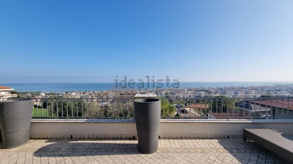 casa indipendente in vendita a Pescara in zona Castellammare