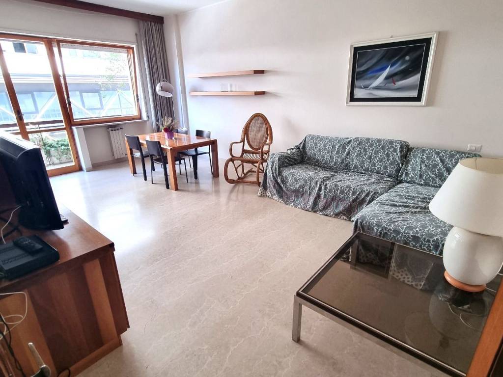 appartamento in vendita a Pescara in zona Centro Città