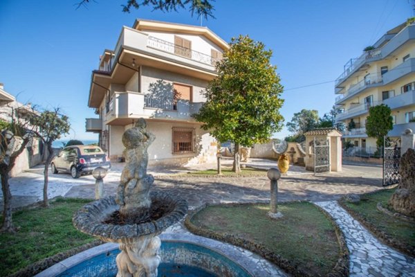 casa indipendente in vendita a Pescara in zona San Silvestro
