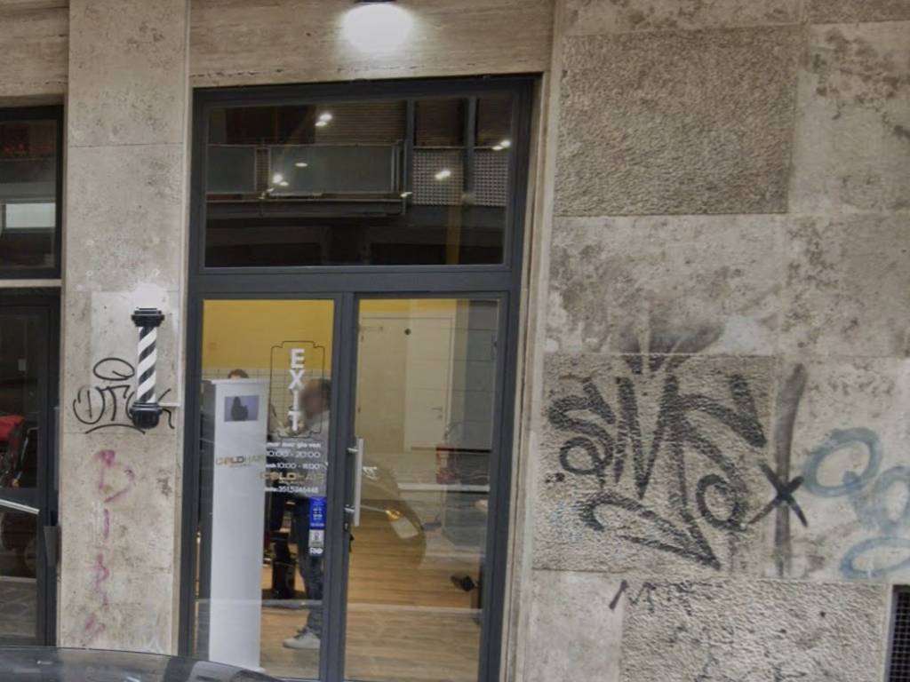 negozio in vendita a Pescara in zona Centro Città