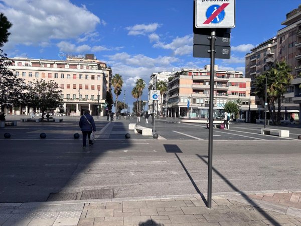 appartamento in vendita a Pescara in zona Centro Città
