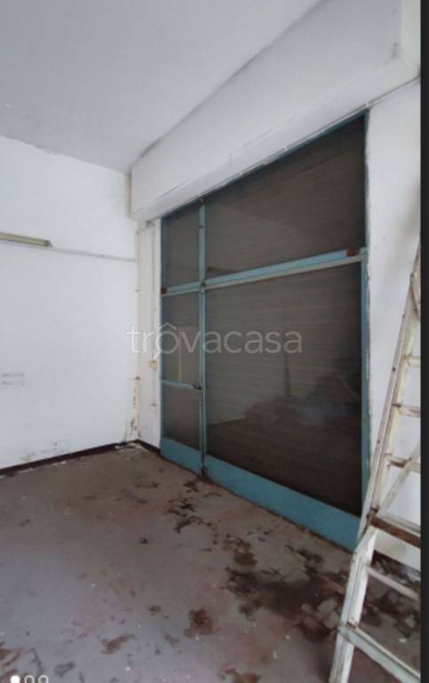 negozio in vendita a Pescara