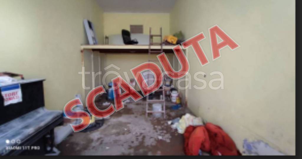 negozio in vendita a Pescara