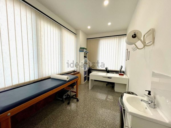 ufficio in vendita a Pescara in zona Centro Città