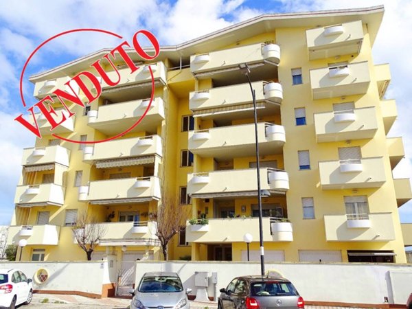 appartamento in vendita a Pescara in zona Porta Nuova