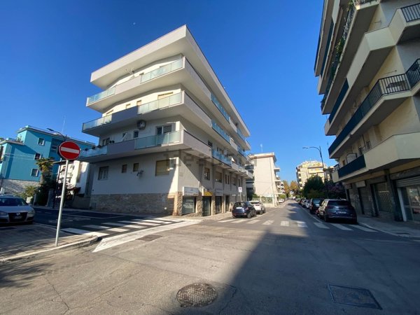 appartamento in vendita a Pescara in zona Centro Città