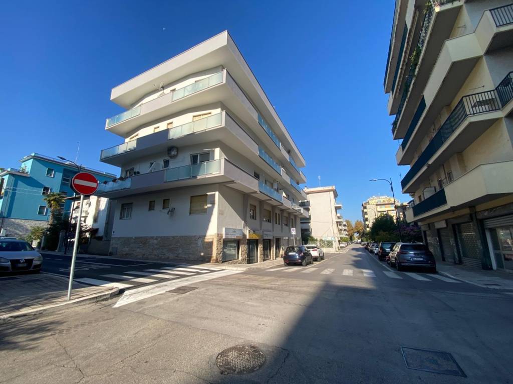 appartamento in vendita a Pescara in zona Centro Città