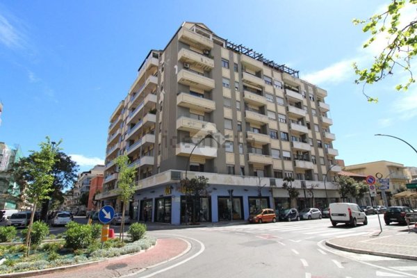 appartamento in vendita a Pescara in zona Porta Nuova