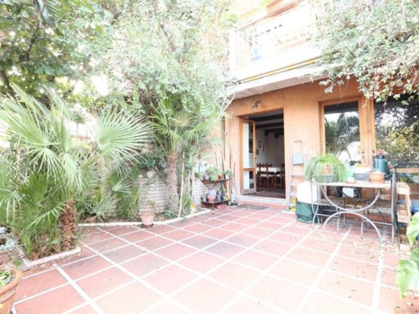 casa indipendente in vendita a Pescara in zona Ospedale