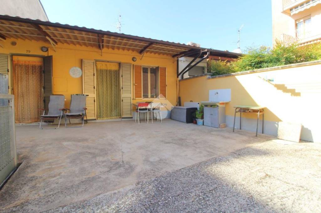 casa indipendente in vendita a Pescara in zona Ospedale