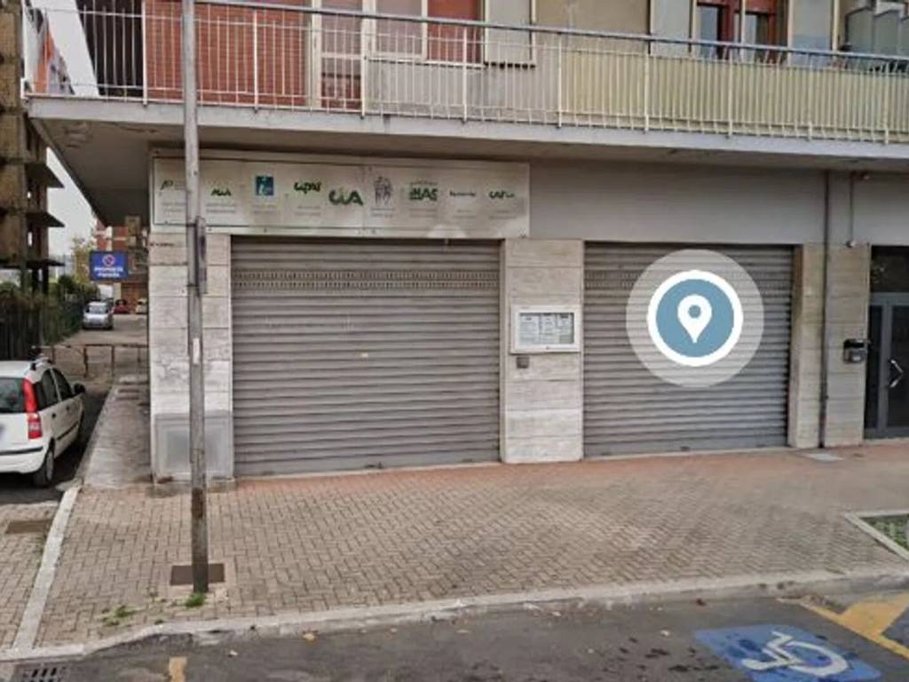 negozio in vendita a Pescara