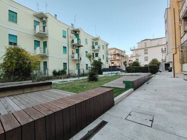 appartamento in vendita a Pescara in zona Pineta
