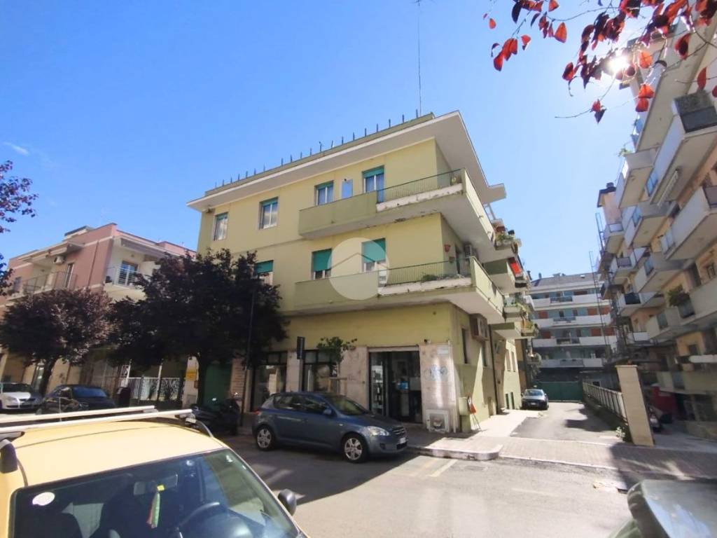 appartamento in vendita a Pescara in zona Castellammare