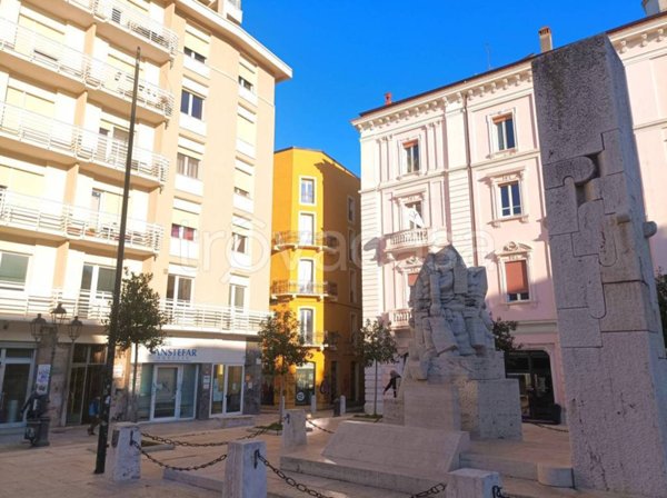 appartamento in vendita a Pescara in zona Porta Nuova