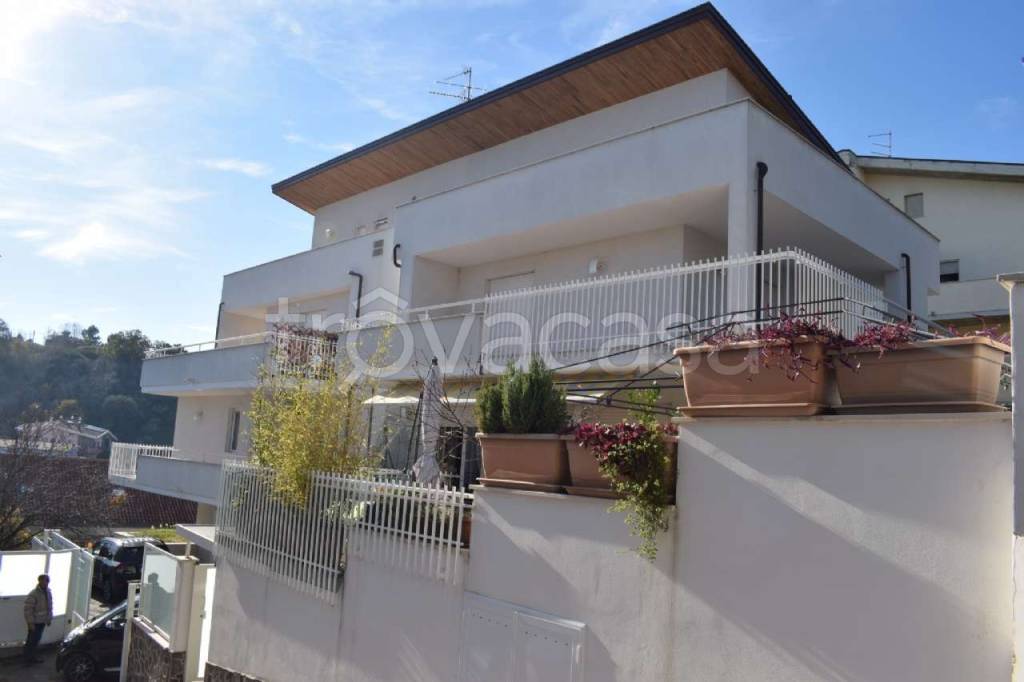 appartamento in vendita a Pescara in zona Colle Scorrano