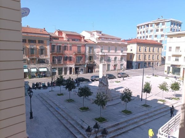 ufficio in vendita a Pescara in zona Porta Nuova