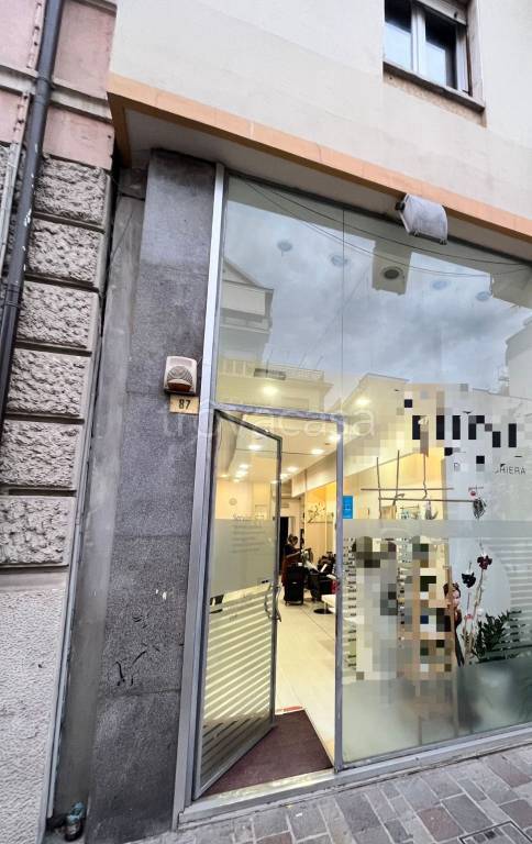 negozio in vendita a Pescara in zona Centro Città