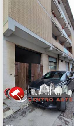negozio in vendita a Pescara