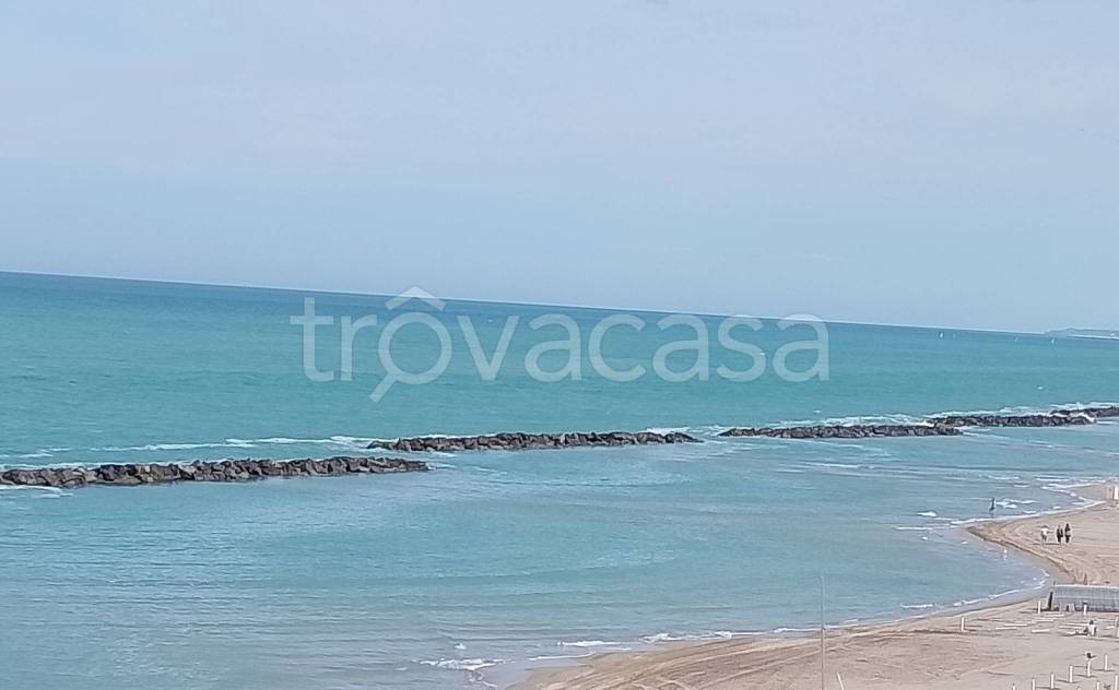 appartamento in vendita a Pescara in zona San Silvestro Spiaggia