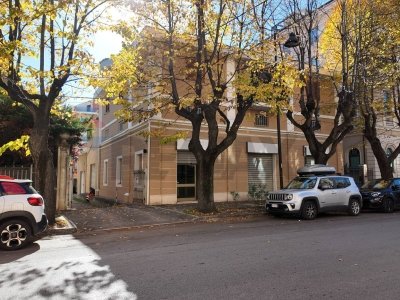 negozio in vendita a Pescara in zona Porta Nuova