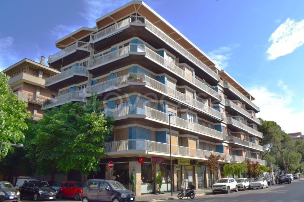 appartamento in vendita a Pescara in zona Leopoldo Muzii