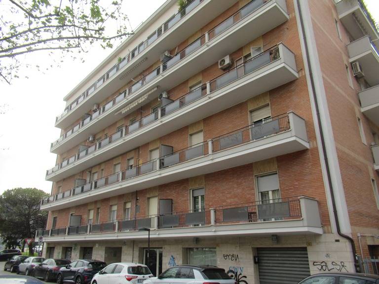 appartamento in vendita a Pescara in zona Porta Nuova