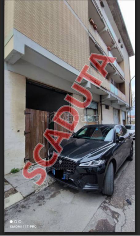 negozio in vendita a Pescara