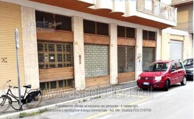 negozio in vendita a Pescara