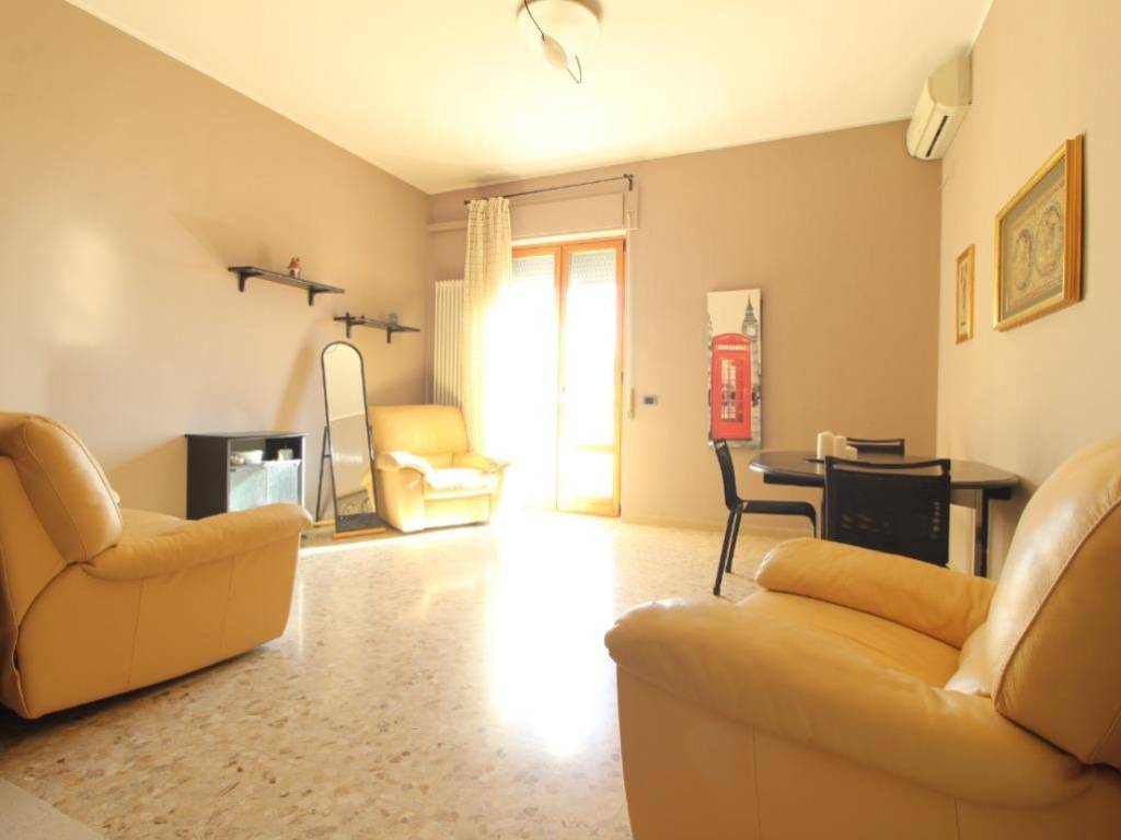 appartamento in vendita a Pescara in zona Centro Città