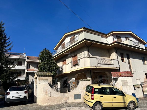 casa indipendente in vendita a Pescara in zona Centro Città
