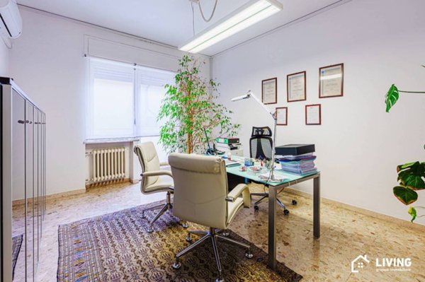 appartamento in vendita a Pescara in zona Porta Nuova