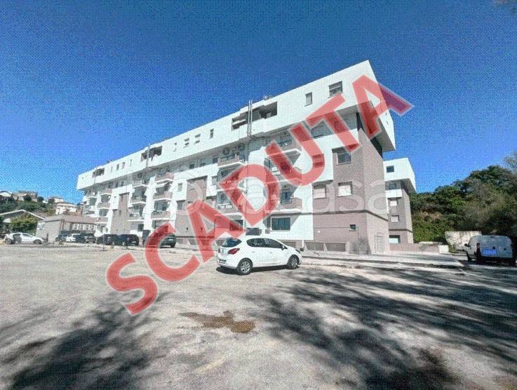 negozio in vendita a Pescara