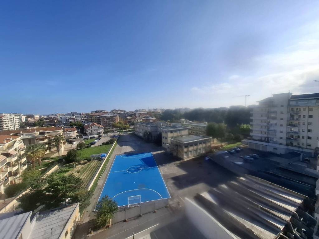 appartamento in vendita a Pescara in zona Porta Nuova