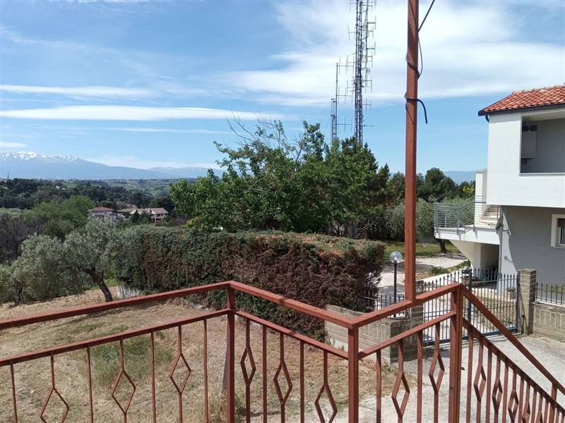 casa indipendente in vendita a Pescara