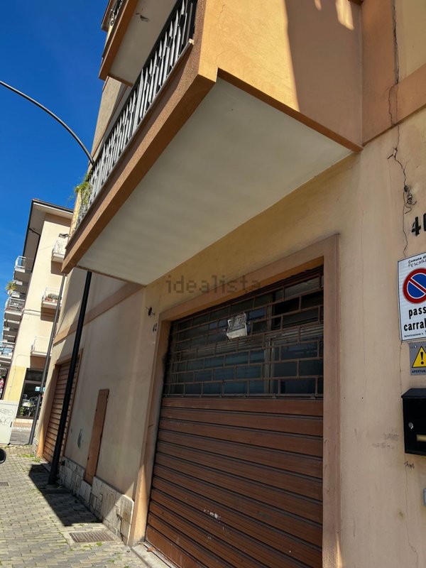 locale commerciale in vendita a Pescara
