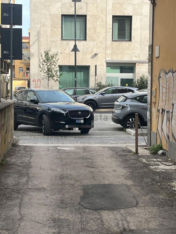 locale commerciale in vendita a Pescara in zona Centro Città